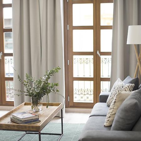 Apartamentos Core Suite Sevilla Dış mekan fotoğraf