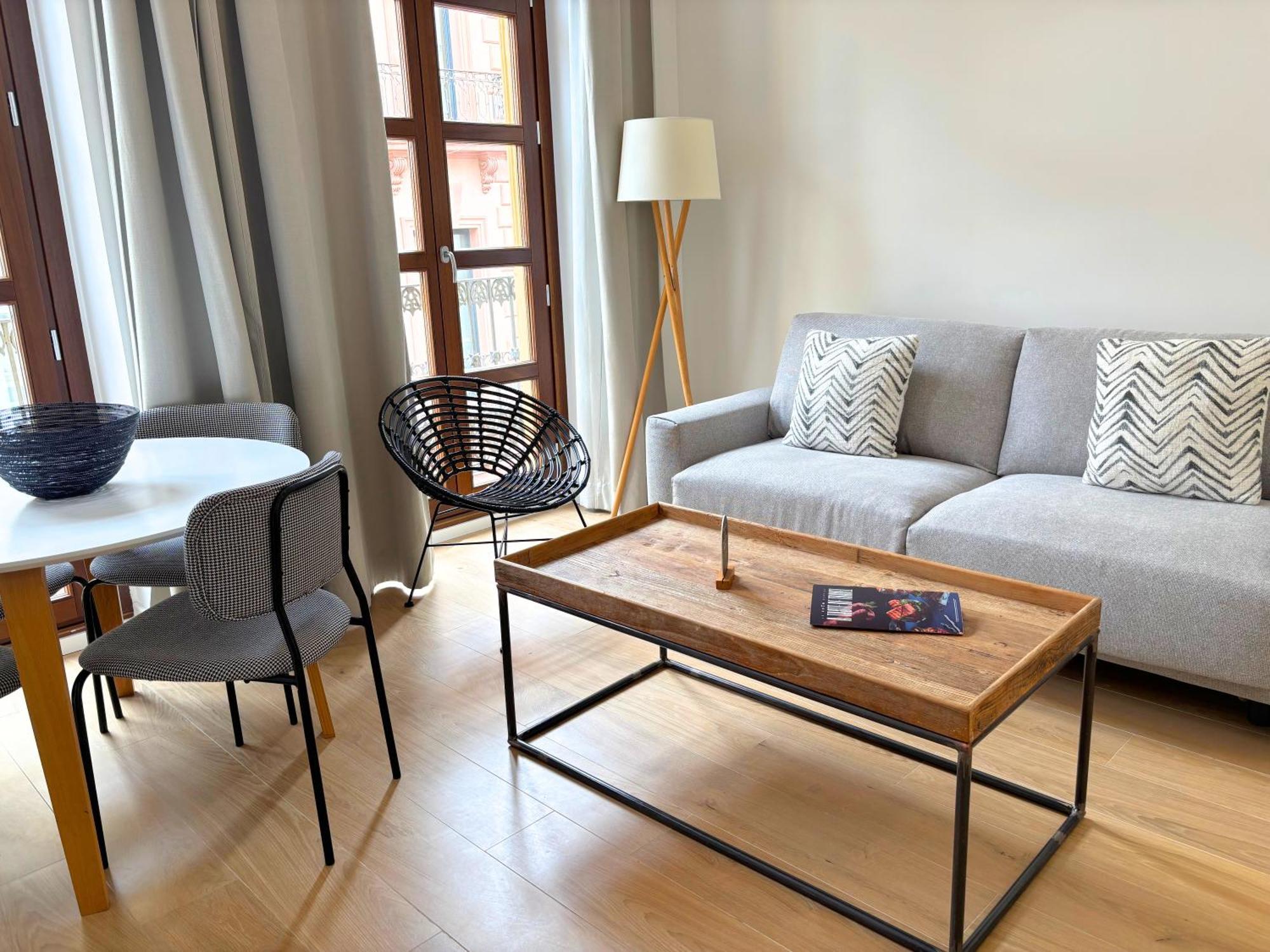 Apartamentos Core Suite Sevilla Dış mekan fotoğraf